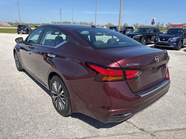 2023 Nissan Altima 2.5 SV Random Lake WI
