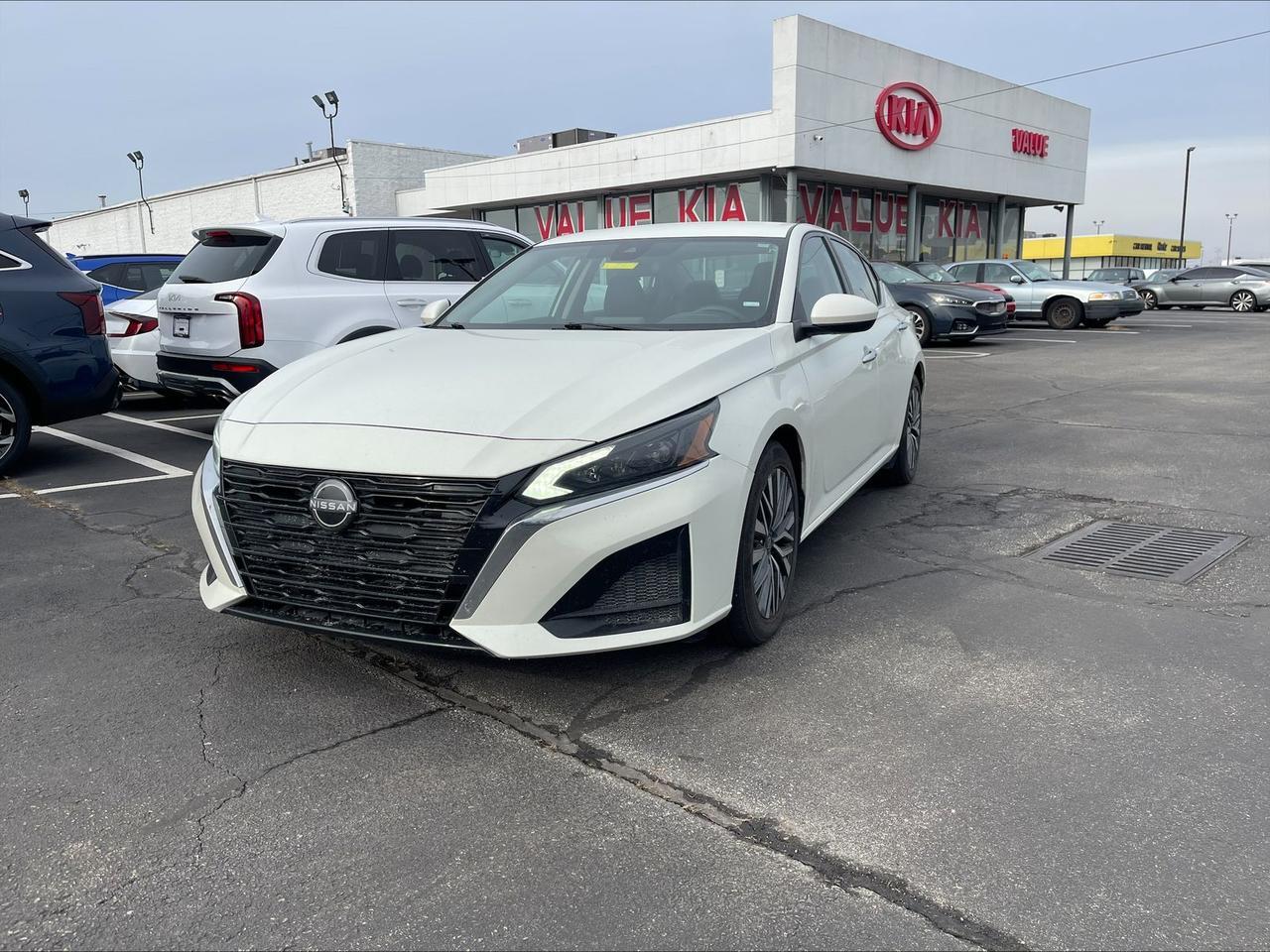 2023 Nissan Altima 2.5 SV