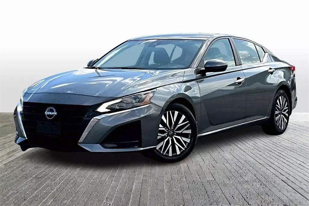 2023 Nissan Altima 2.5 SV Sedan 4D Maitland FL
