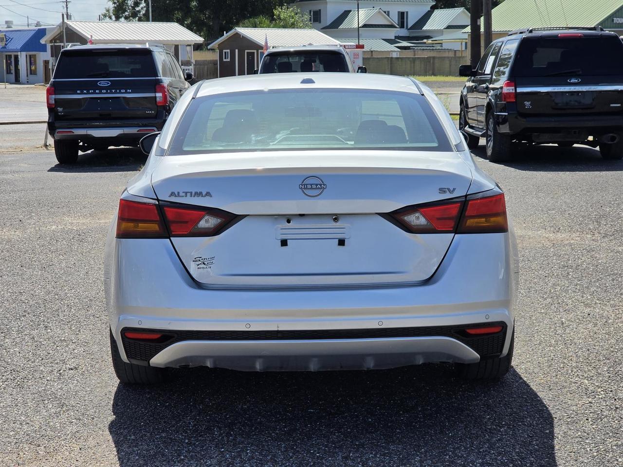 2023 Nissan Altima 2.5 SV Sedan Beeville TX