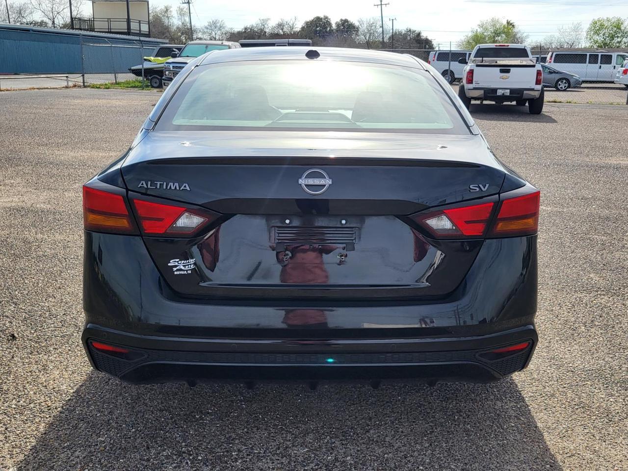 2023 Nissan Altima 2.5 SV Sedan Beeville TX