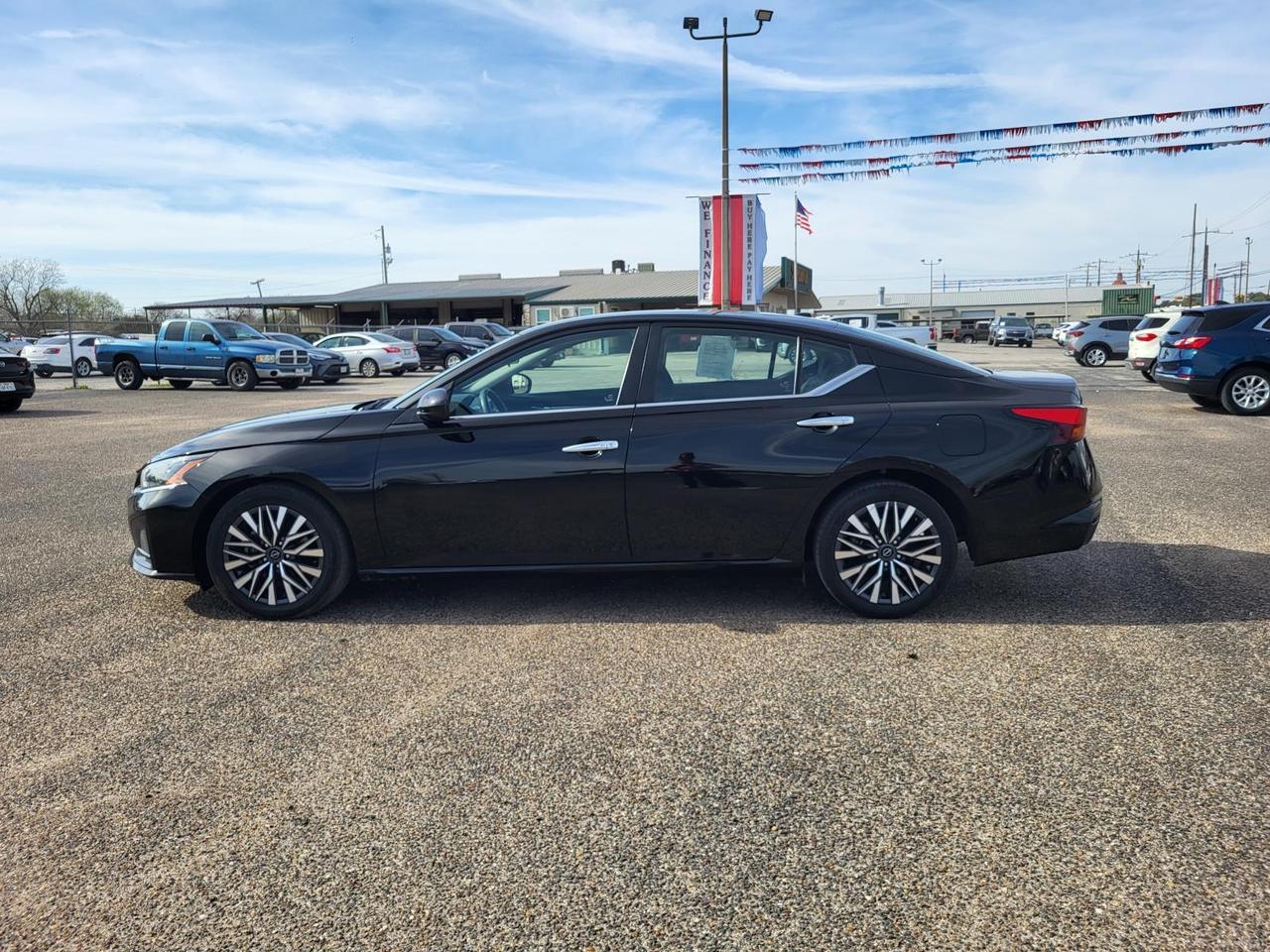 2023 Nissan Altima 2.5 SV Sedan Beeville TX