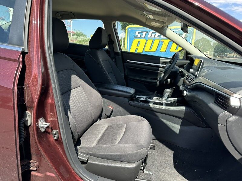 2023 Nissan Altima 2.5 SV photo 15