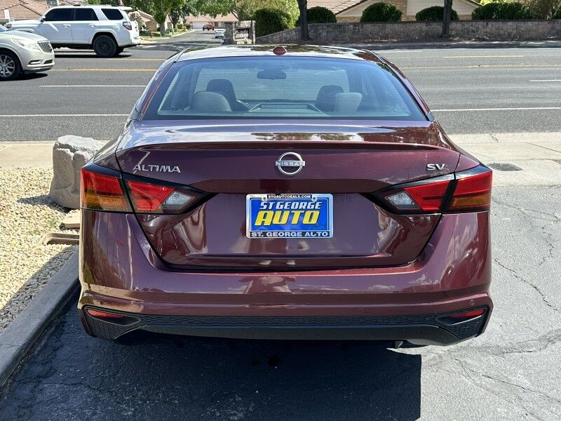 2023 Nissan Altima 2.5 SV photo 4