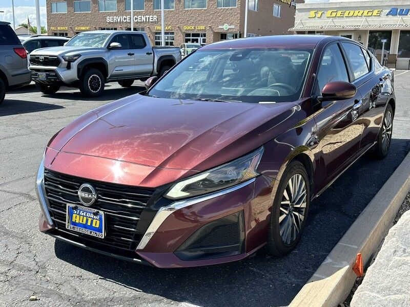 2023 Nissan Altima 2.5 SV photo 7