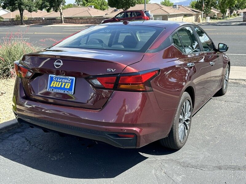 2023 Nissan Altima 2.5 SV photo 3