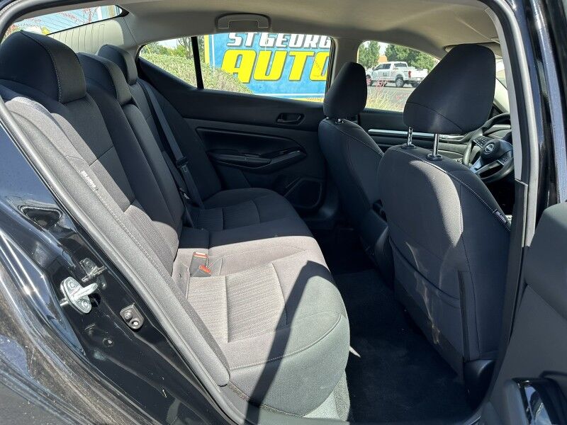 2023 Nissan Altima 2.5 SV photo 13