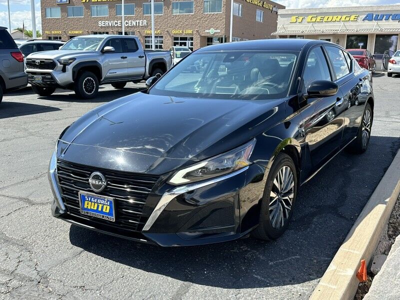 2023 Nissan Altima 2.5 SV photo 7