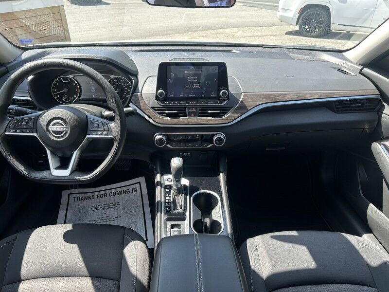 2023 Nissan Altima 2.5 SV Whitinsville MA