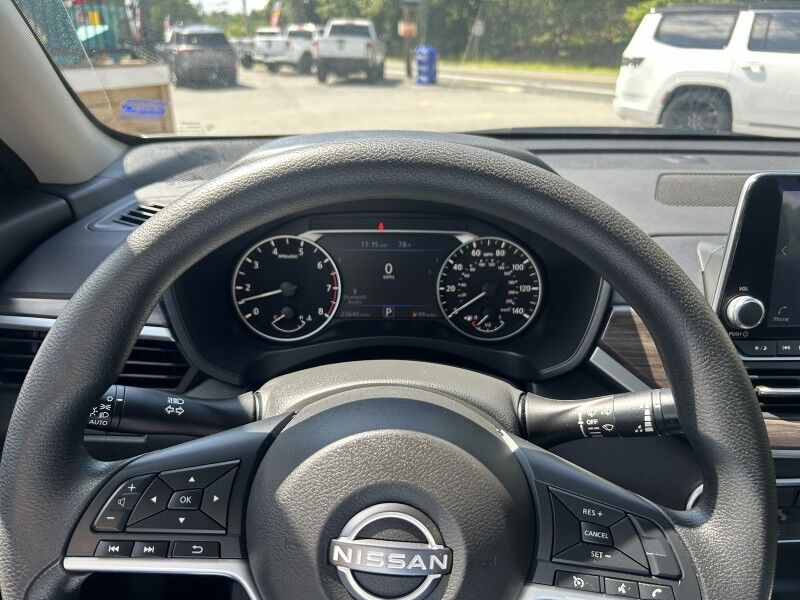 2023 Nissan Altima 2.5 SV Whitinsville MA