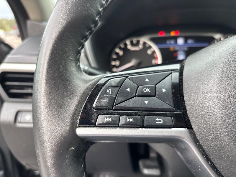 2023 Nissan Altima 2.5 SV w/PREMIUM PKG. SUNR. Seffner FL