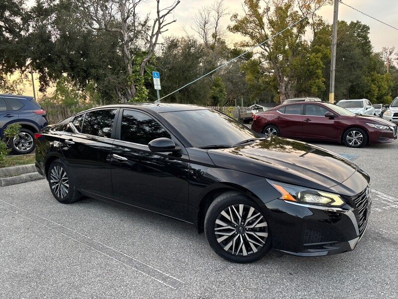 2023 Nissan Altima 2.5 SV w/PREMIUM PKG. SUNROOF. BIG DISPLAY Seffner FL