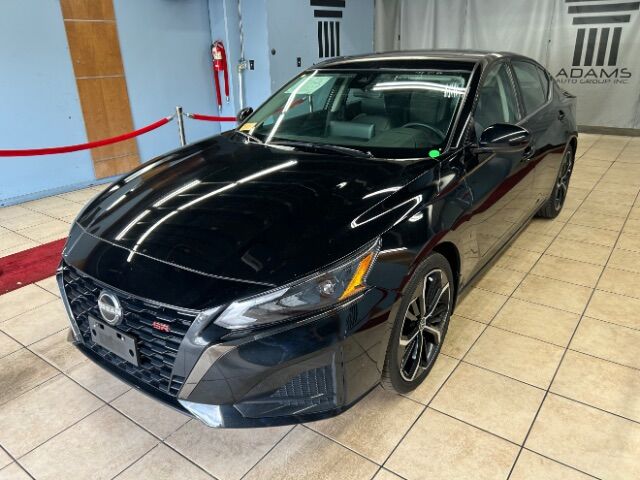 2023 Nissan Altima SR FWD