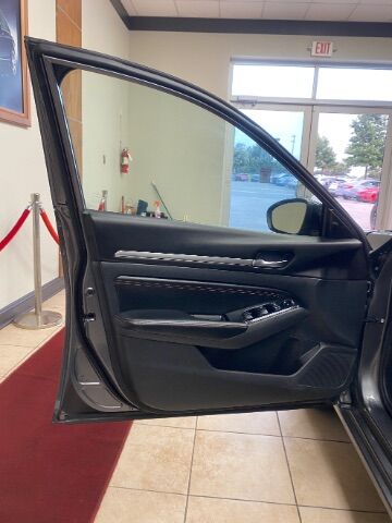 2023 Nissan Altima SR FWD Charlotte NC