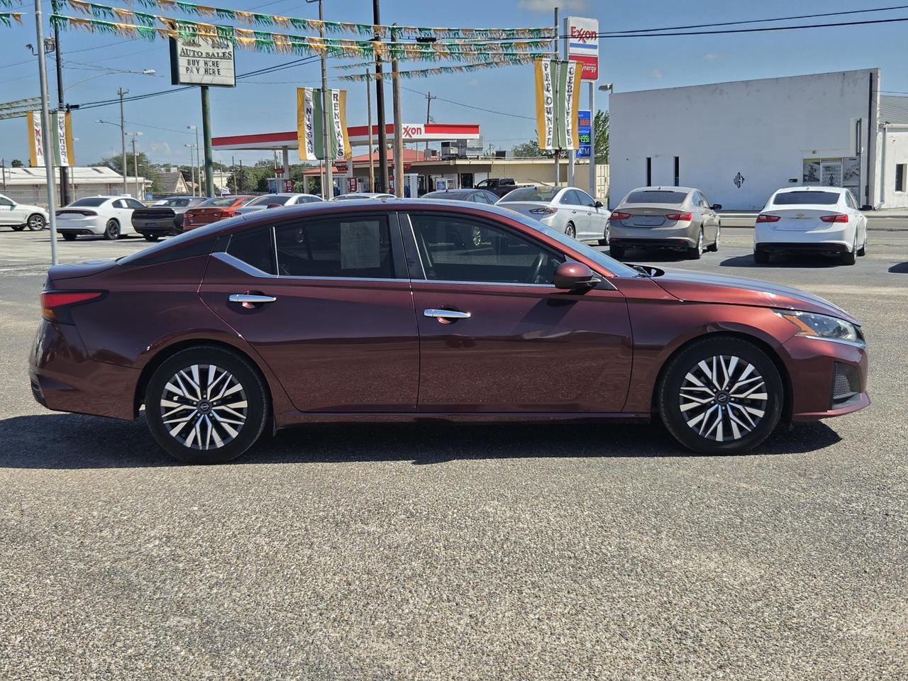 2023 Nissan Altima SV