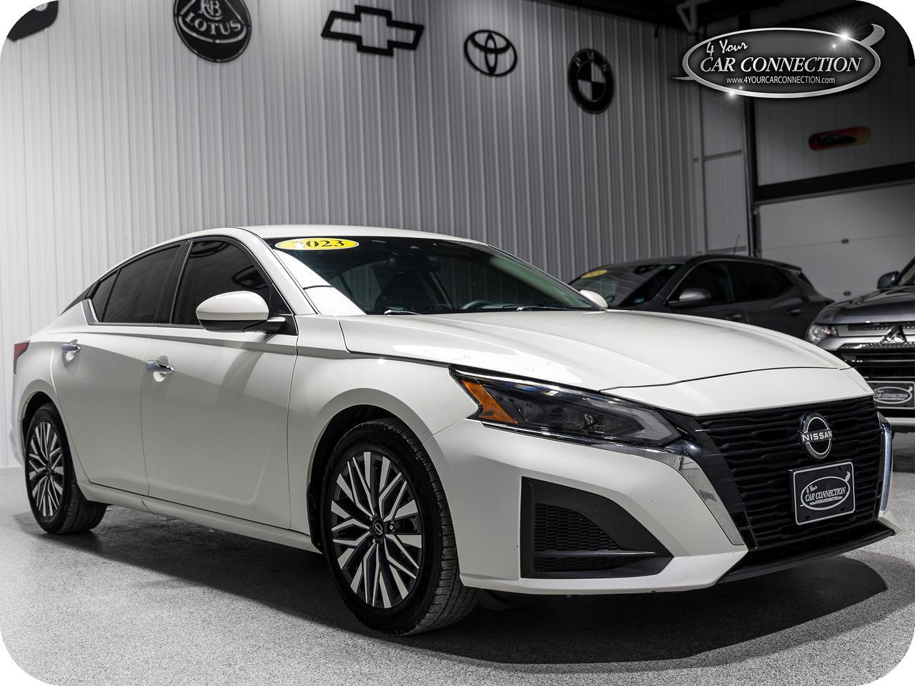 2023 Nissan Altima SV