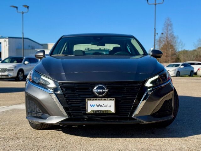 2023 Nissan Altima SV FWD