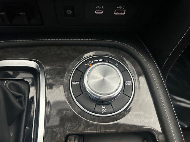 2023 Nissan Armada Platinum New Braunfels TX