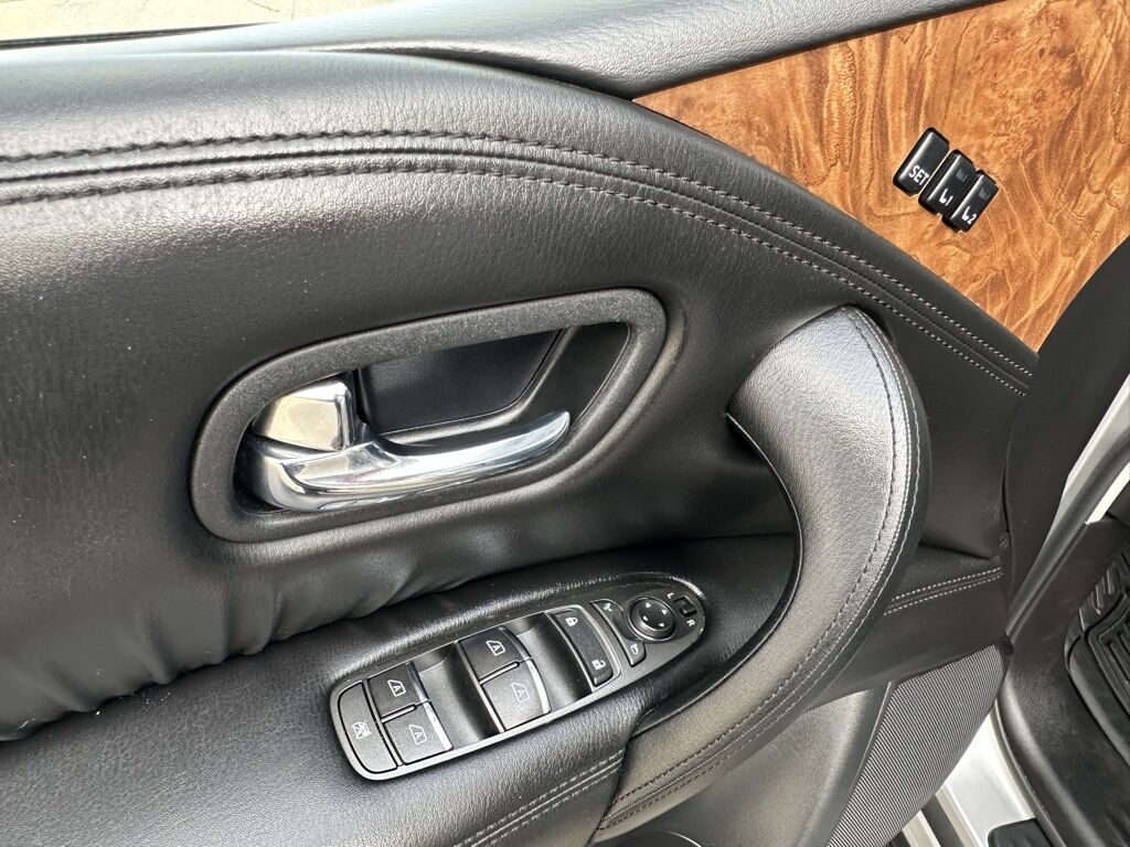 2023 Nissan Armada SL w/Captain&apos;s Chairs Pkg San Clemente CA