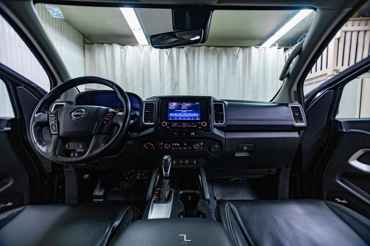 2023 Nissan Frontier 4x4 Crew Cab SV Premium Leather BCam Red Deer AB