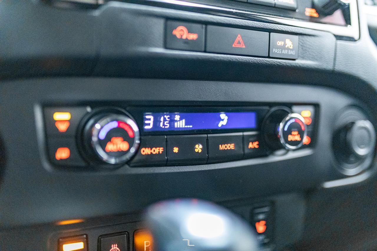 2023 Nissan Frontier 4x4 Crew Cab SV Premium Leather BCam Red Deer AB