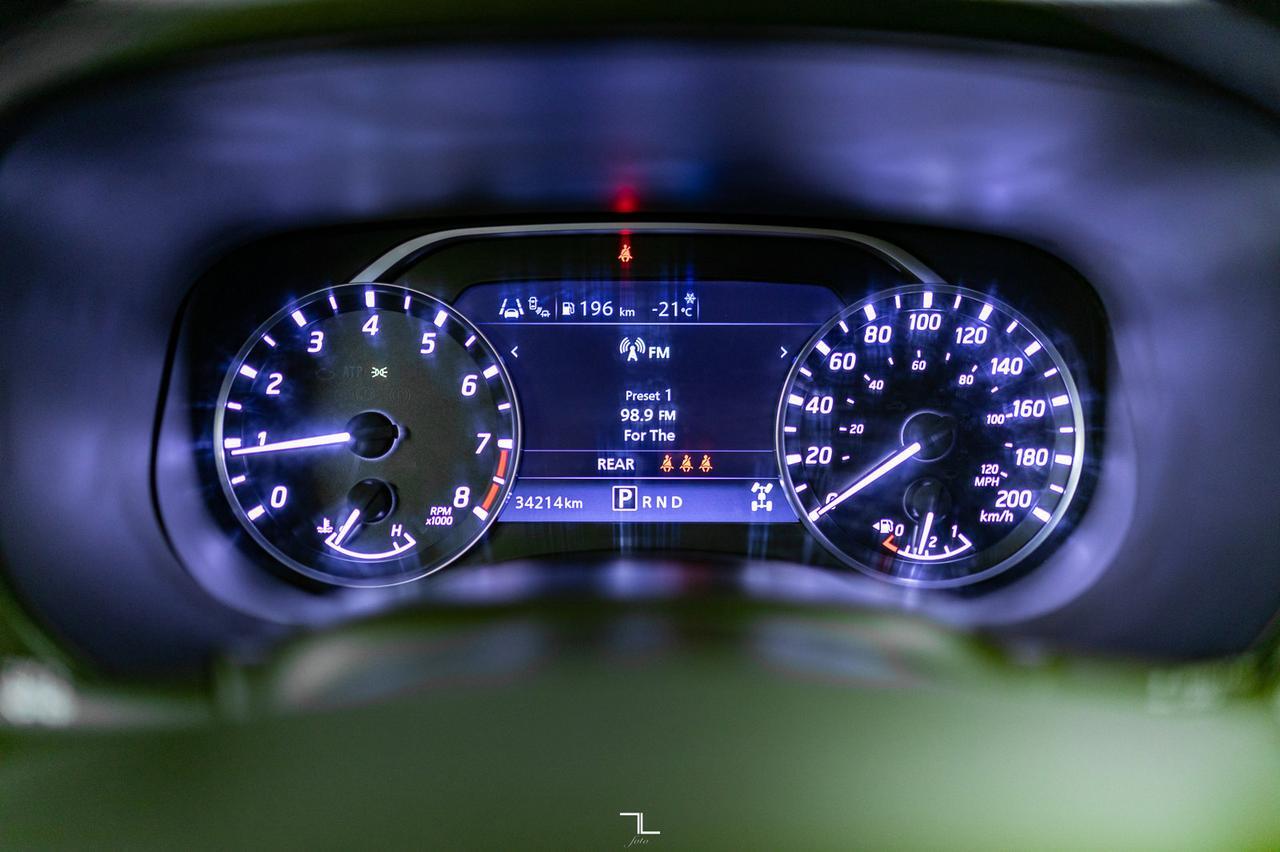 2023 Nissan Frontier 4x4 Crew Cab SV Premium Leather BCam Red Deer AB