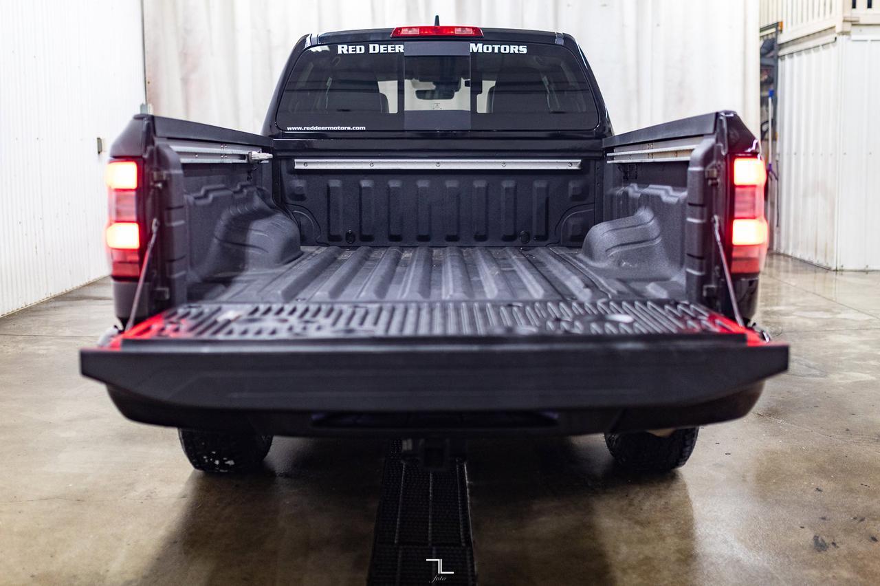 2023 Nissan Frontier 4x4 Crew Cab SV Premium Leather BCam Red Deer AB