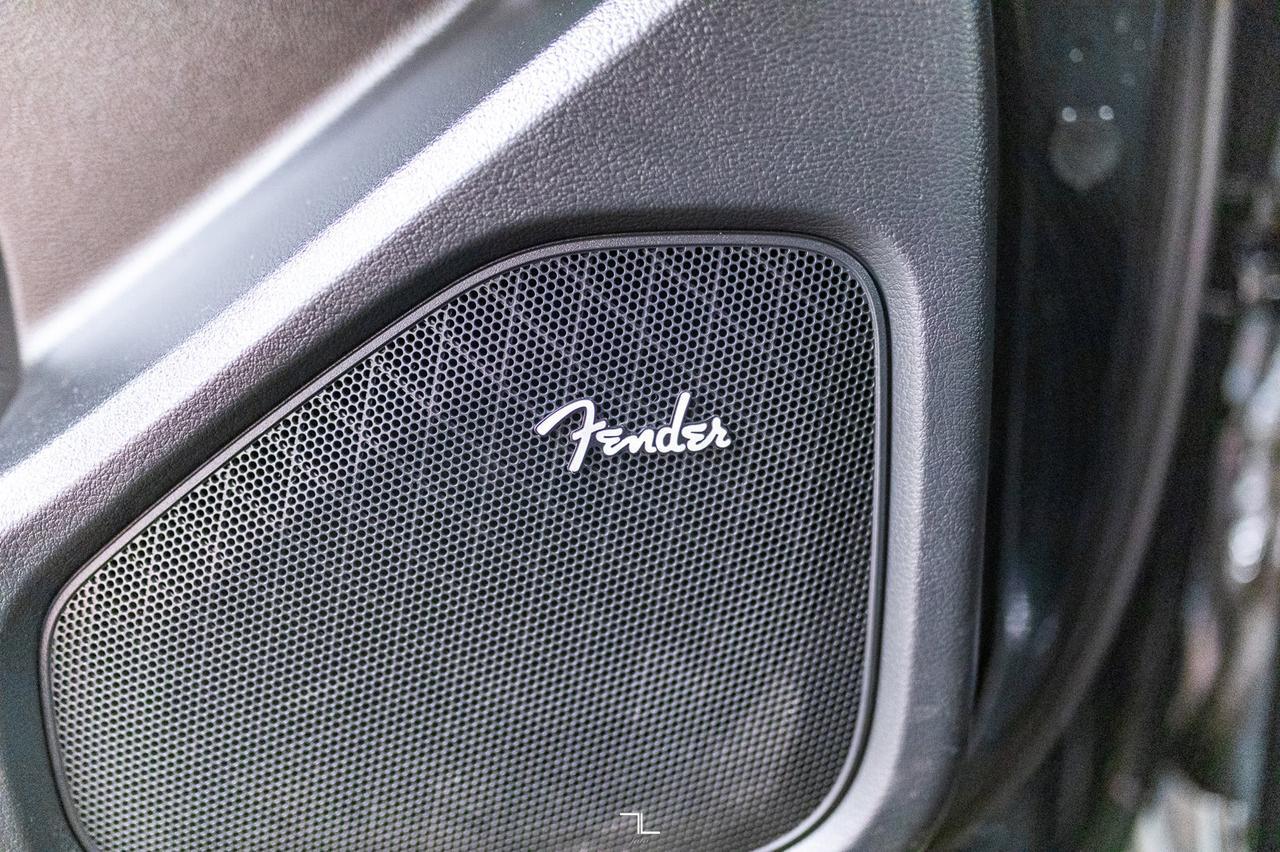 2023 Nissan Frontier 4x4 Crew Cab SV Premium Leather BCam Red Deer AB