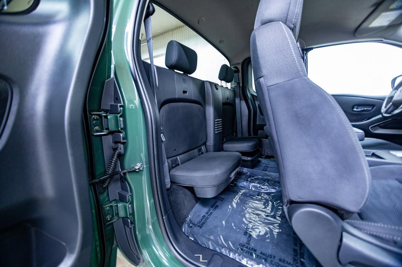 2023 Nissan Frontier 4x4 King Cab SV PSeat BCam Red Deer AB