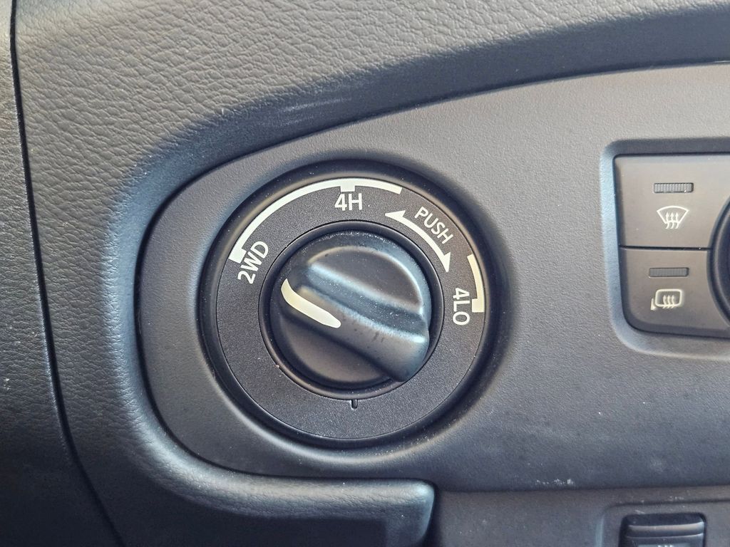 2023 Nissan Frontier PRO-4X Gresham OR