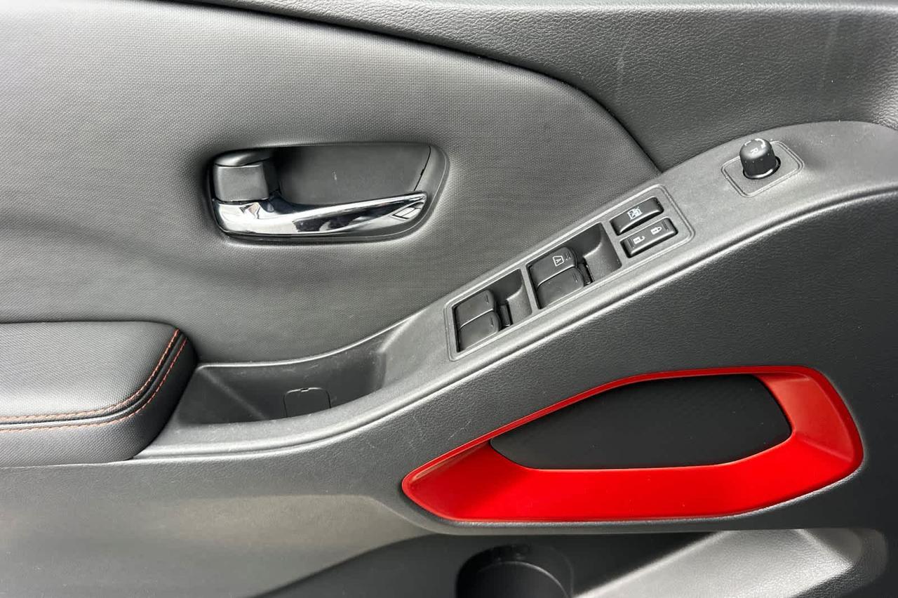 2023 Nissan Frontier PRO-4X Roseville CA