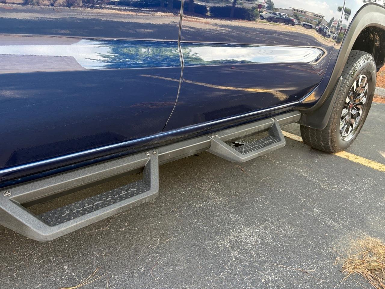 2023 Nissan Frontier PRO-4X, TUBULAR SIDE STEPS, HARD TONNEAU COVER, TOW PACKAGE, LANE DEPARTURE, BLIND SPOT ALERT, HEATED STEERING WHEEL & SEATS, APPLE CARPLAY/ANDROID AUTO, WIRELESS CHARGING PAD, LOW MILES, ONLY 1 OWNER, CLEAN CARFAX, FALL FOR A FRONTIER! Virginia Beach VA