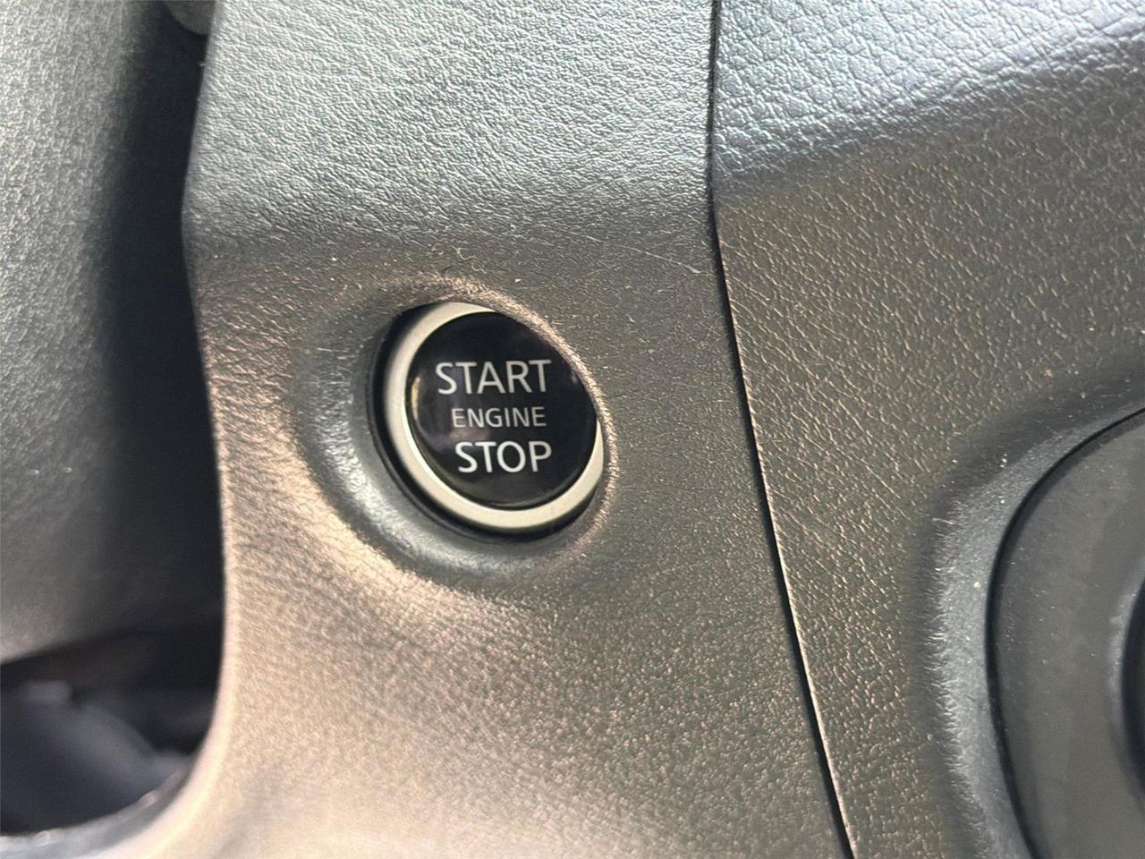 2023 Nissan Frontier PRO-4X Hagerstown MD