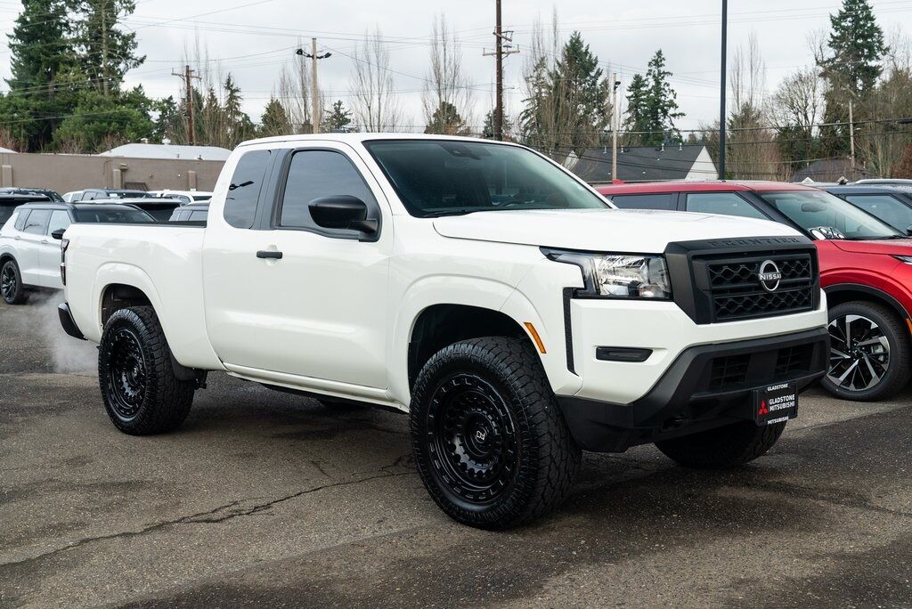 2023 Nissan Frontier S