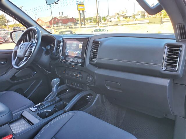 2023 Nissan Frontier SV  TX