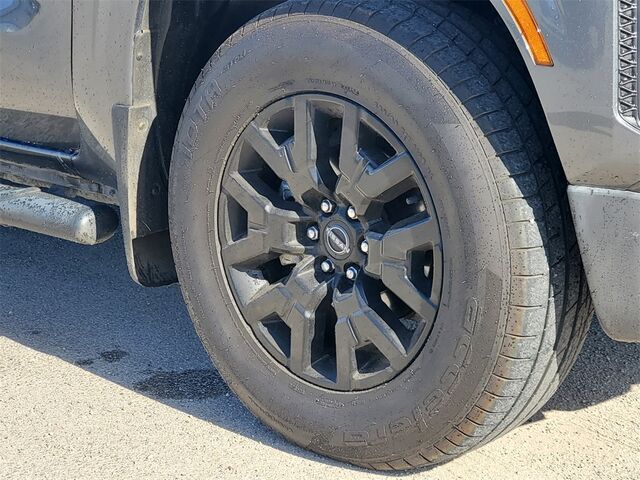 2023 Nissan Frontier SV  TX