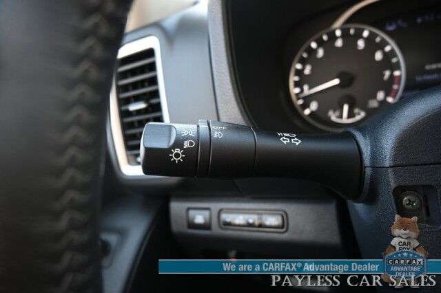 2023 Nissan Frontier SV / 4X4 / Auto Start / Crew Cab / Convenience & Technology Pkg / Power & Heated Seats / Heated Steering Wheel / Lane Depart & Blind Spot / Apple CarPlay & Android Auto / Back Up Cam / Bed Liner / Tow Pkg / 1-Owner Anchorage AK