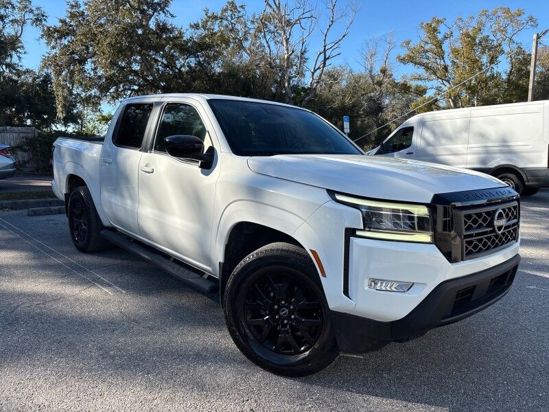 2023 Nissan Frontier SV Crew Cab V6 w/TECH & MIDNIGHT PKG. Seffner FL