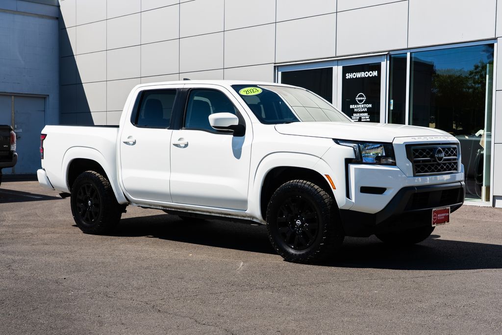 2023 Nissan Frontier SV