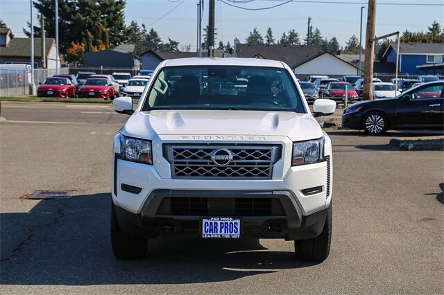 2023 Nissan Frontier SV