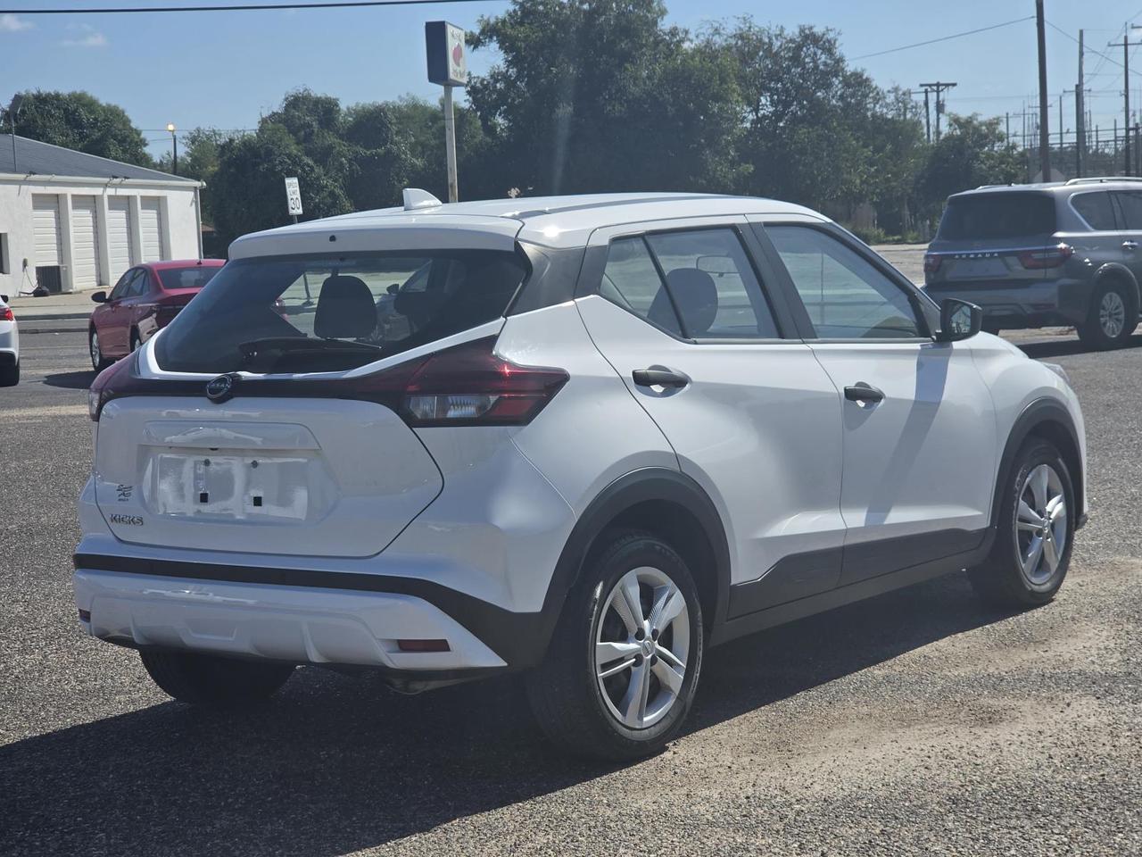 2023 Nissan Kicks S