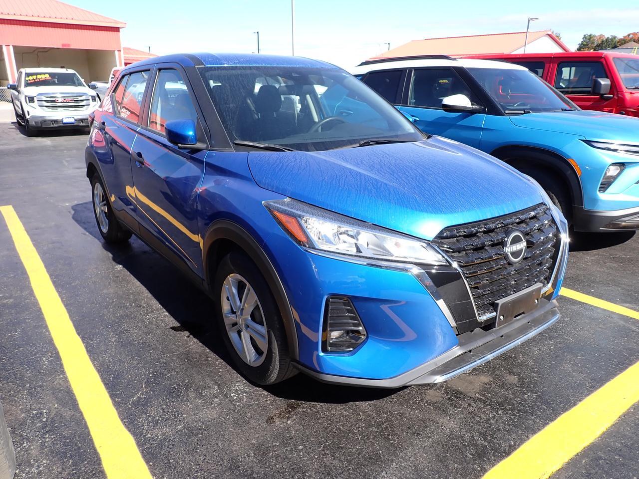 2023 Nissan Kicks S FWD