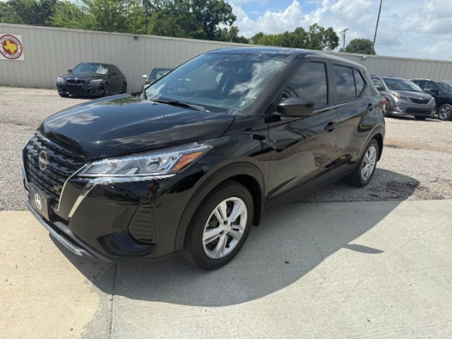 2023 Nissan Kicks S Xtronic CVT Terrell TX