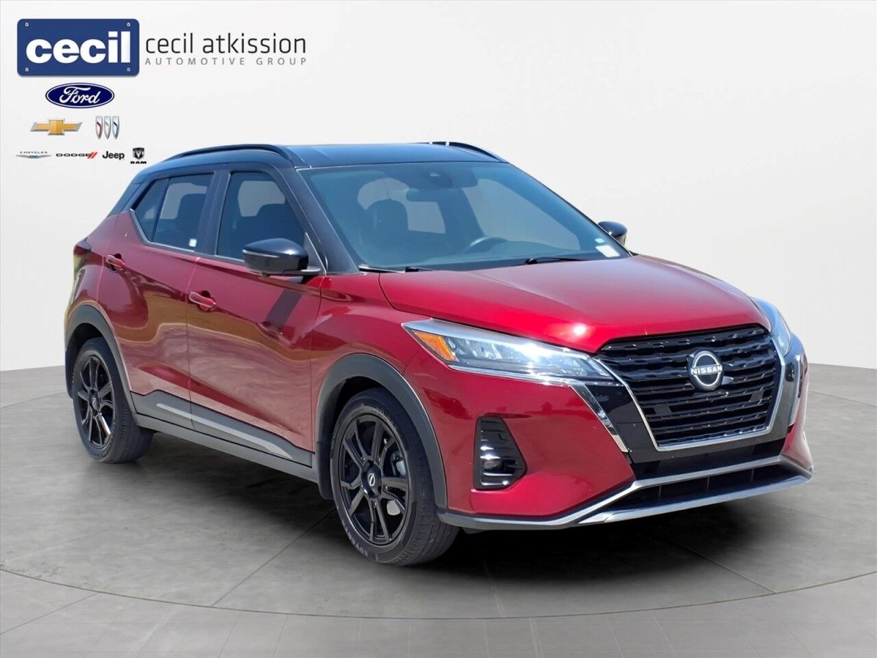 2023 Nissan Kicks SR