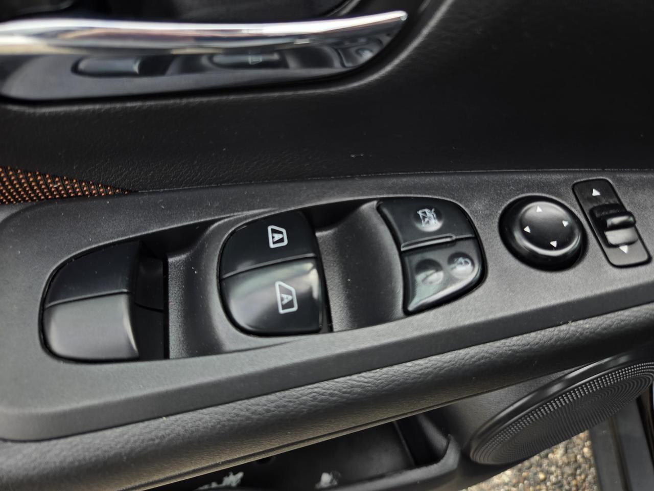 2023 Nissan Kicks SR FWD Beeville TX