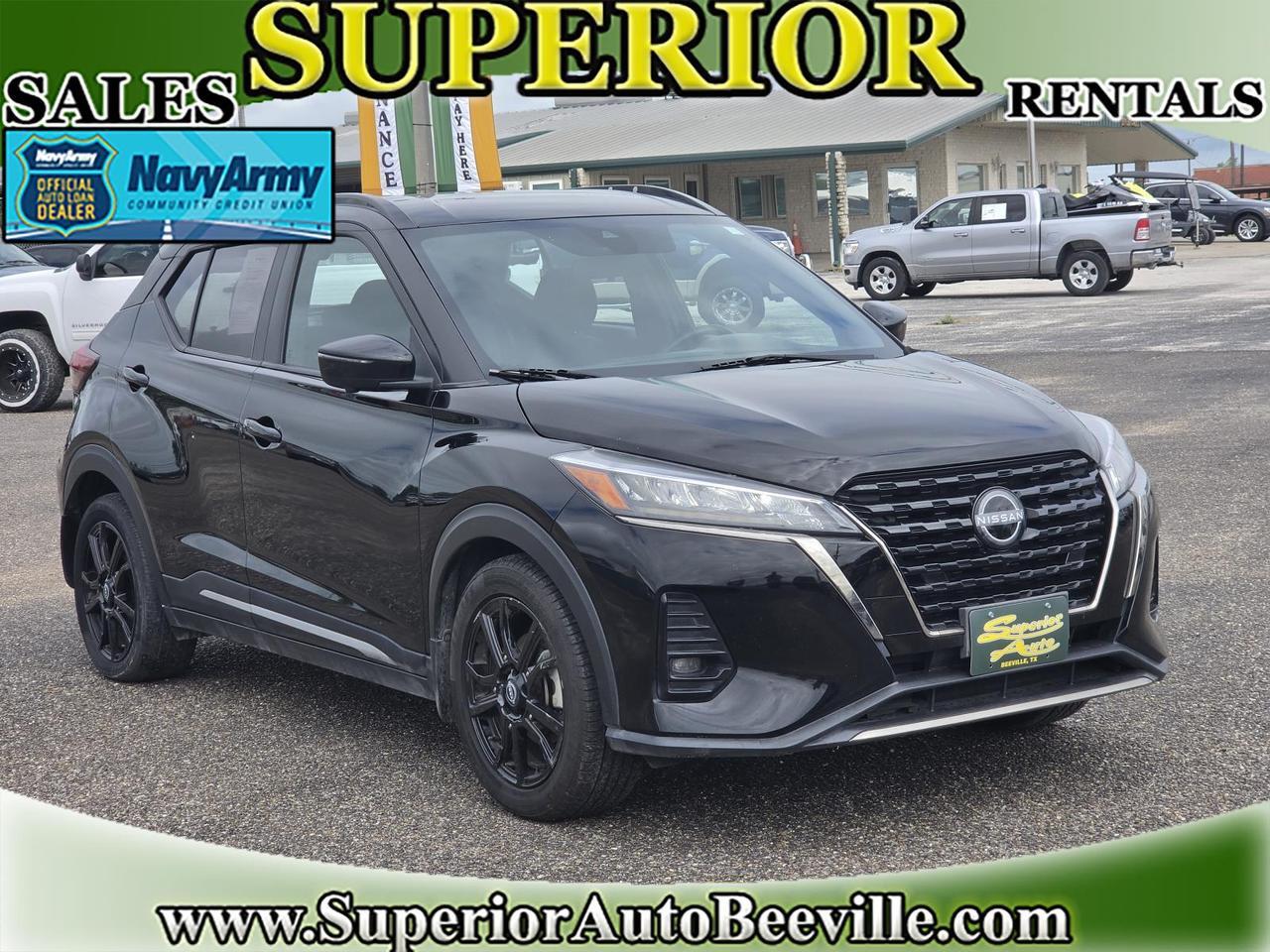 2023 Nissan Kicks SR FWD