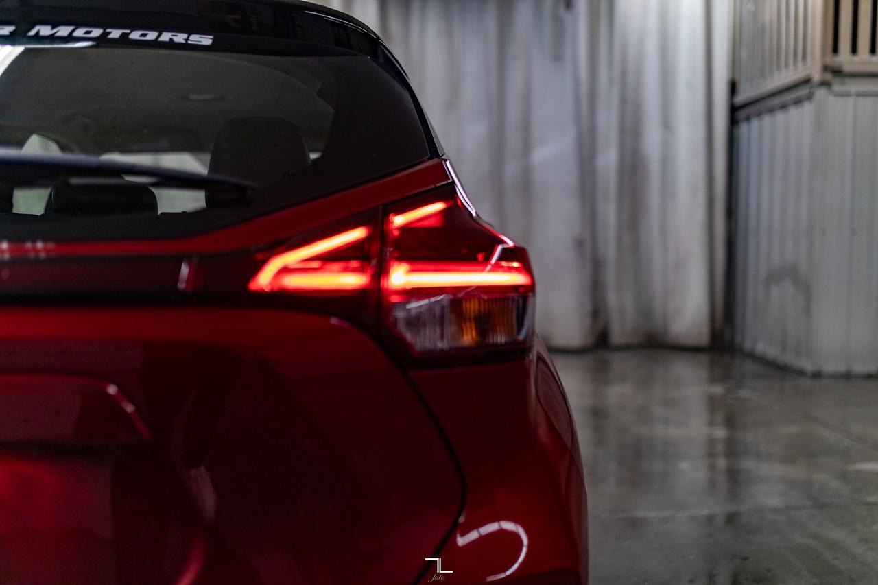 2023 Nissan Kicks SR Premium Leather BCam Red Deer AB