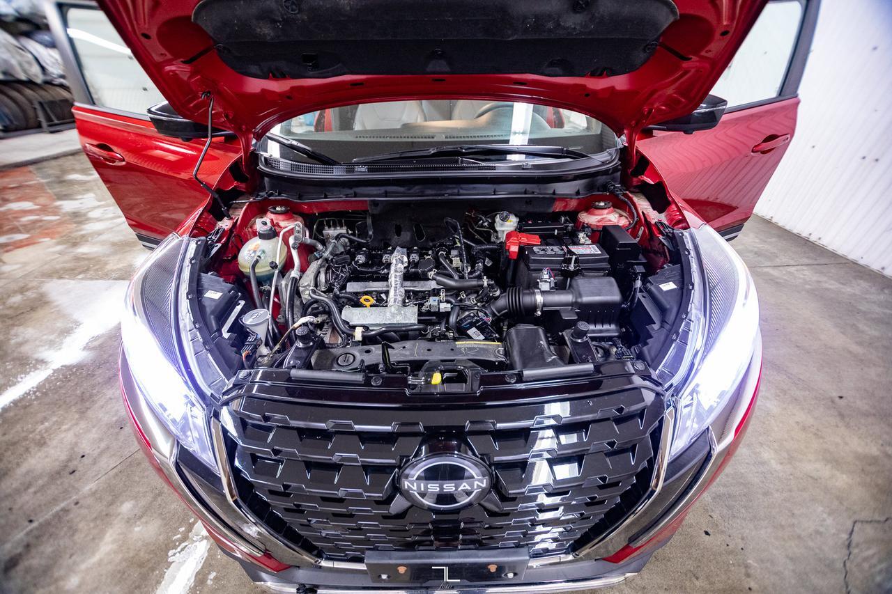 2023 Nissan Kicks SR Premium Leather BCam Red Deer AB