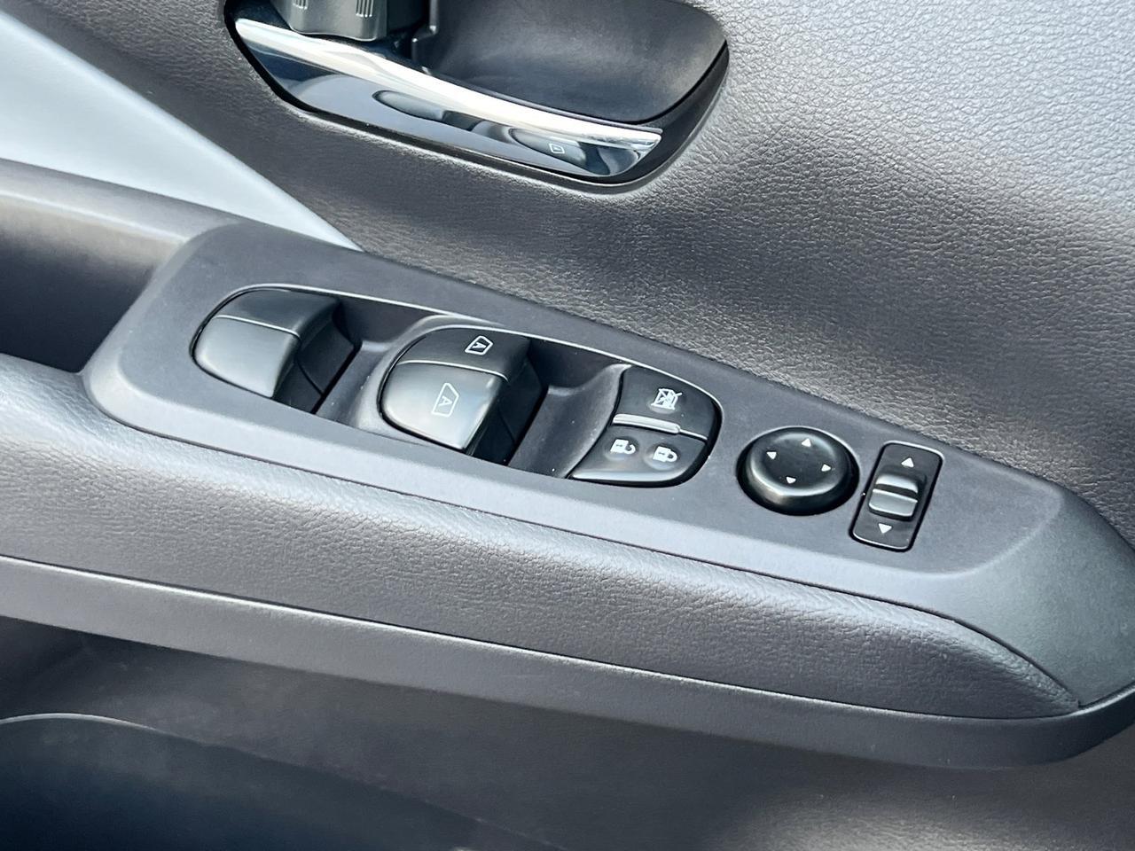 2023 Nissan Kicks SR Hagerstown MD