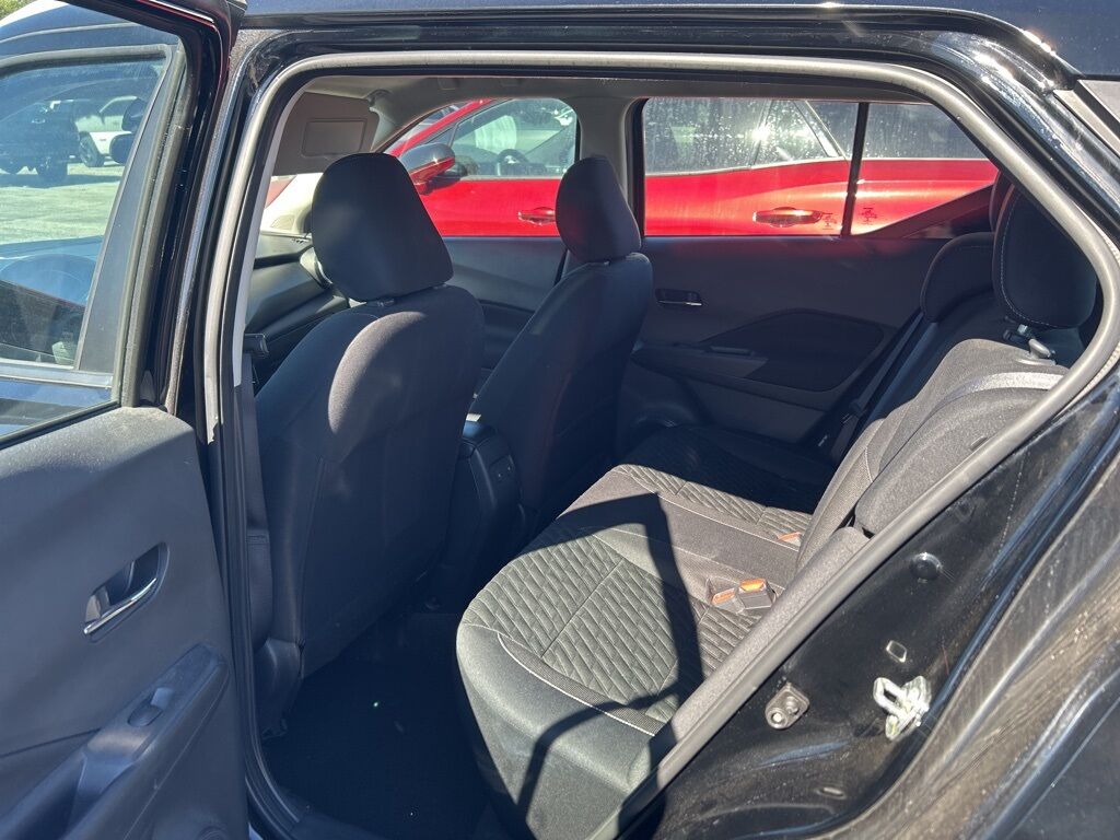 2023 Nissan Kicks SV Akron